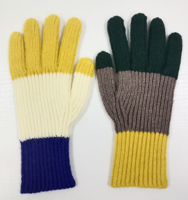 52%Acrylic&20%Polyester&28%Nylon Gloves